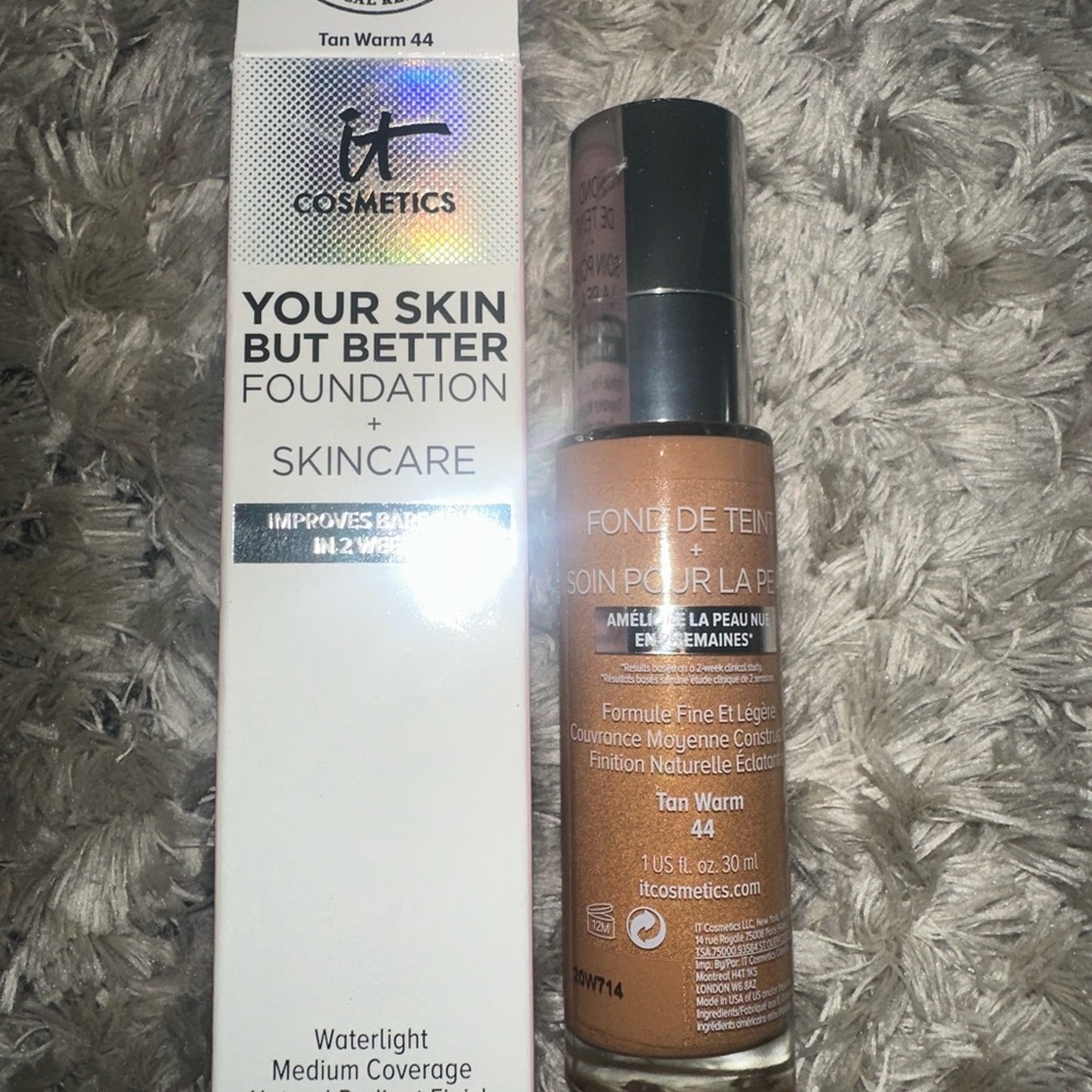 IT Cosmetics Your Skin But Better Foundation - Tan Warm 44